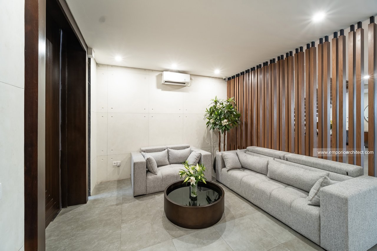 Rumah Ibu DYV di Bali 5