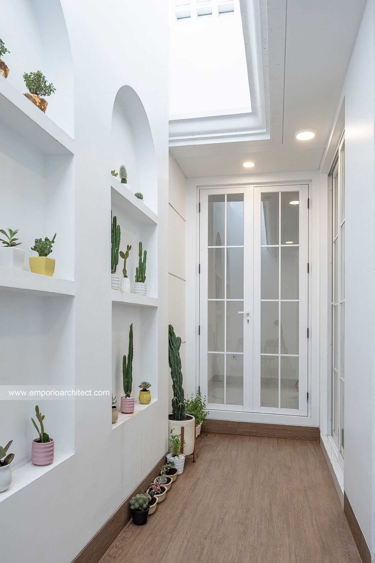 Rumah Ibu RK di Surabaya 16