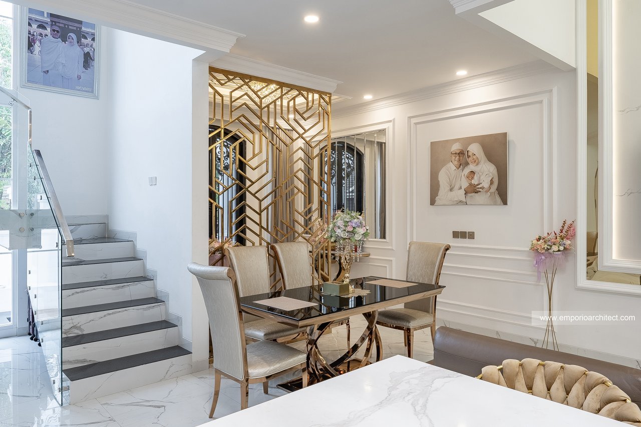 Rumah Ibu RK di Surabaya 17