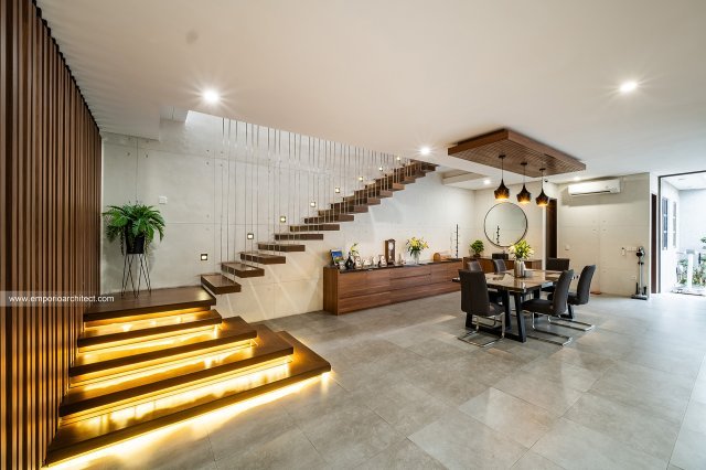 Rumah Ibu DYV di Bali 16