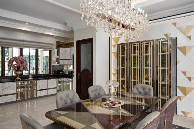 Rumah Ibu MRD di Jakarta 10