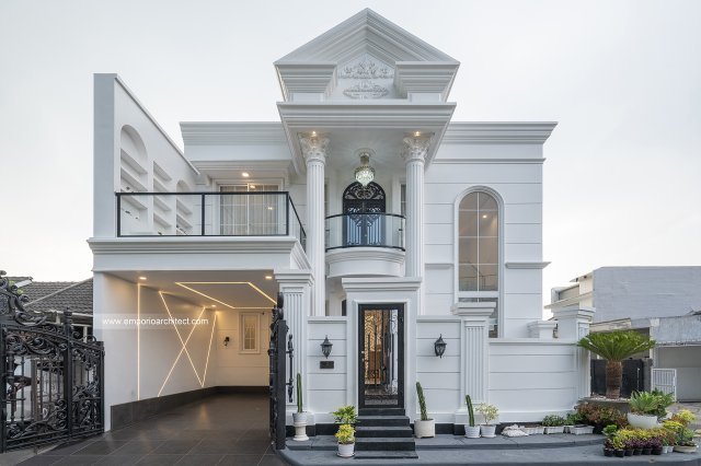 Rumah Ibu RK di Surabaya 2