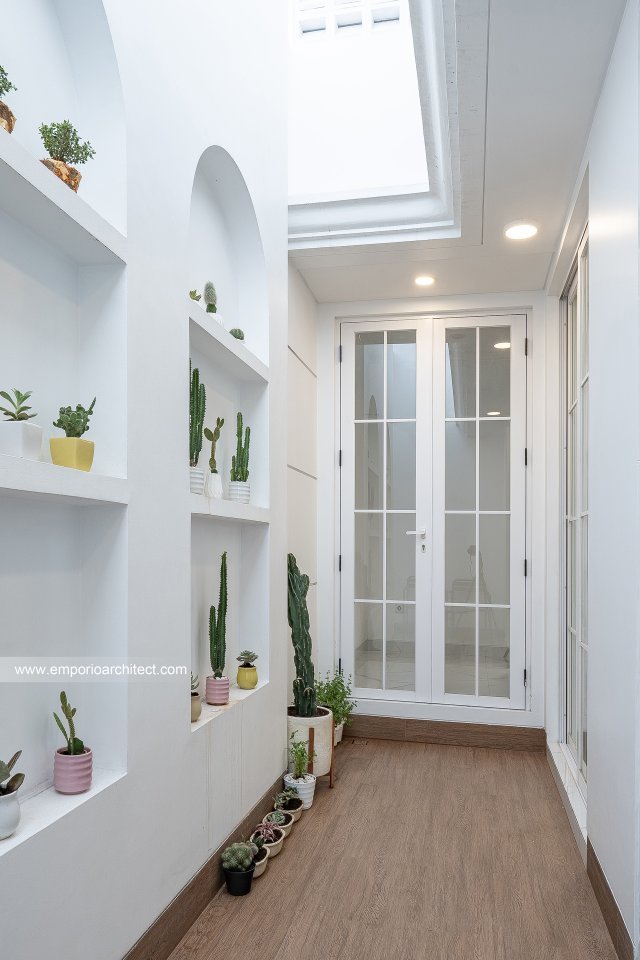 Rumah Ibu RK di Surabaya 16