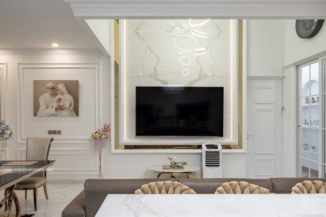 Rumah Ibu RK di Surabaya 18