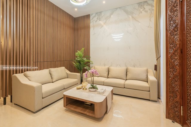 Rumah Ibu YNN di Denpasar, Bali 10